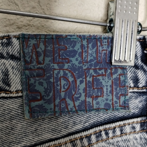 Free People We The Free My Own Lane Straight Leg Jeans Distressed Blue Size 30 - Picture 6 of 9